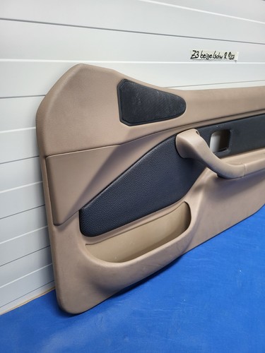 BMW Z3 Roadster Tür Verkleidung schwarz beige Türtafel Tür Pappe RECHTS + Griff