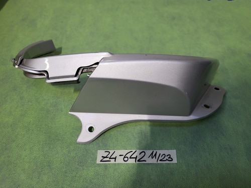BMW Z4 E85 Rücklicht Rahmen Seitenwand Halter HINTEN RECHTS Silber Black 7025642 – Bild 1