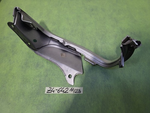 BMW Z4 E85 Rücklicht Rahmen Seitenwand Halter HINTEN RECHTS Silber Black 7025642 – Bild 2
