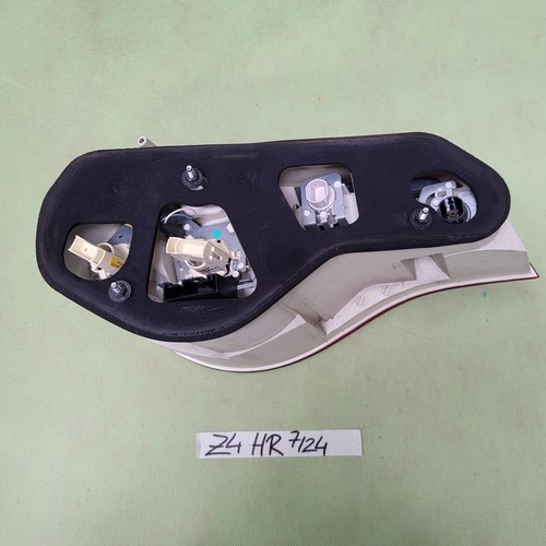 BMW Z4 E85 E86 Facelift LED Heckleuchte weiß Rücklicht Hecklampe RECHTS 7162730 – Bild 4