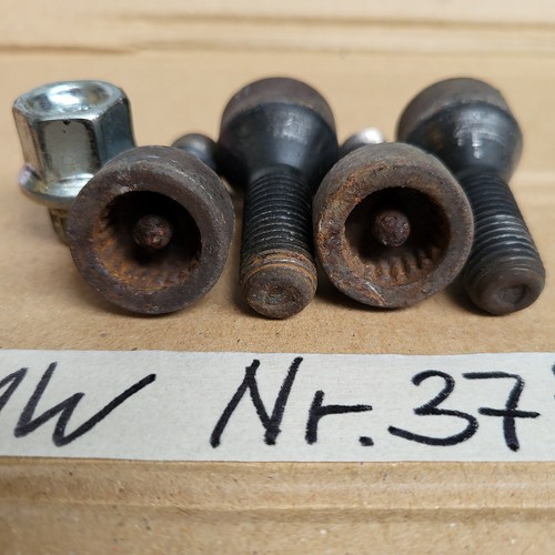 original BMW Z4 E85 E87 E90 E92 E93 E60 E61 Felgenschloss 37  Radschrauben M12 – Bild 2