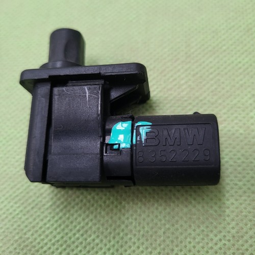 BMW E38 E39 E60 E63 X5 E53 Z3 Z4 Alarm Hauben Kontakt Schalter  8352229 – Bild 2