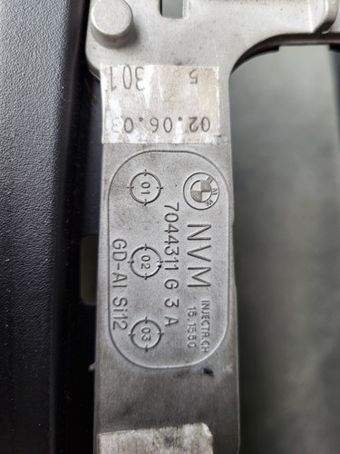 BMW Z4 E85 E86 Mittelkonsole schwarz Alu Verkleidung Aluminium Blende Kratzer 