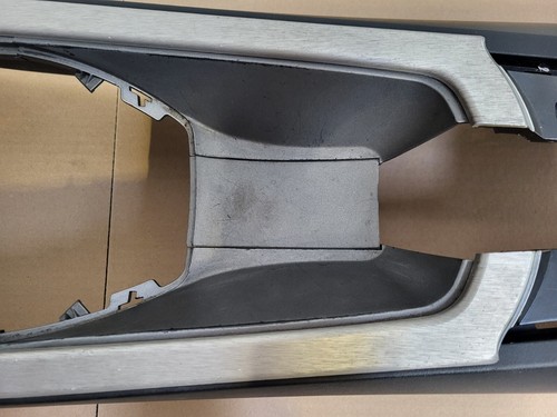 BMW Z4 E85 E86 Mittelkonsole schwarz Alu Verkleidung Aluminium Blende Kratzer 