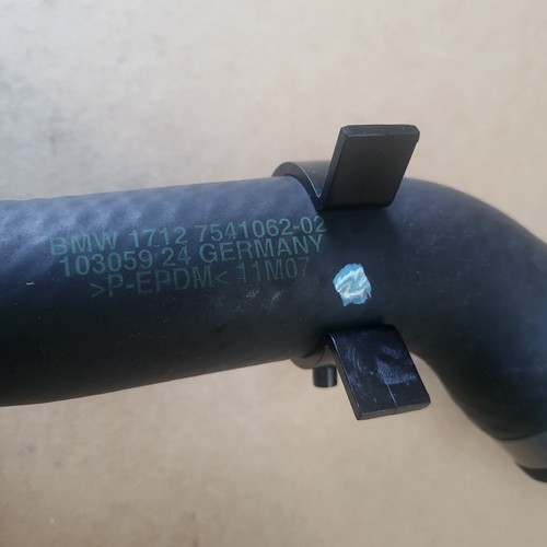 Kühlerschlauch BMW Z4 E85  Kühlmittel Kühler Schlauch 7541062  Rohr Leitung N46