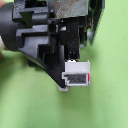 BMW Z4 E85 E86 E60 E46 Limousine Heckdeckel Schloss 8241088 – Bild 3