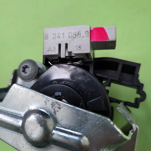 BMW Z4 E85 E86 E60 E46 Limousine Heckdeckel Schloss 8241088 – Bild 4