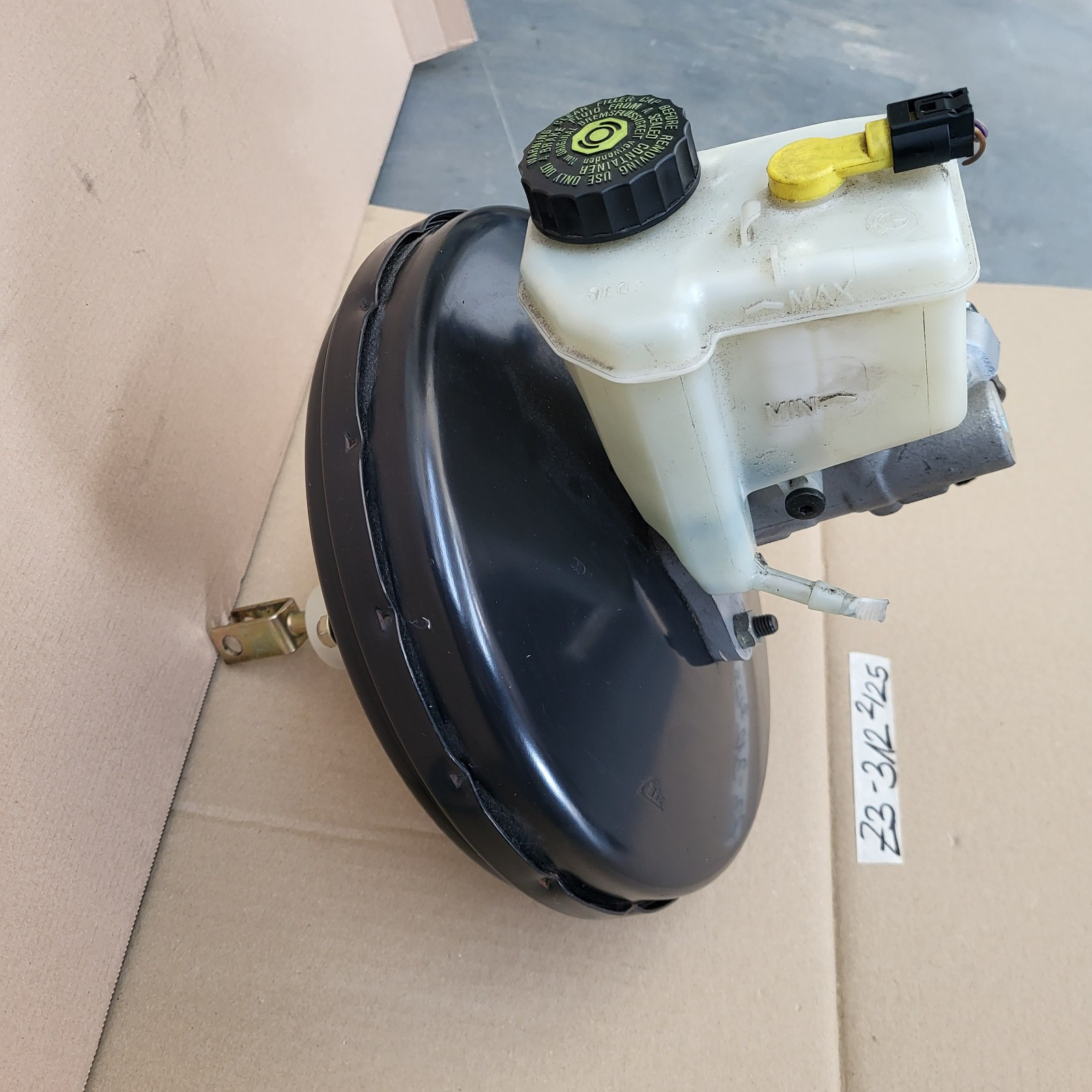 BMW E36 Z3 Bremskraftverstärker Hauptbremszylinder Bremse Bremsanlage 6752981 – Bild 4