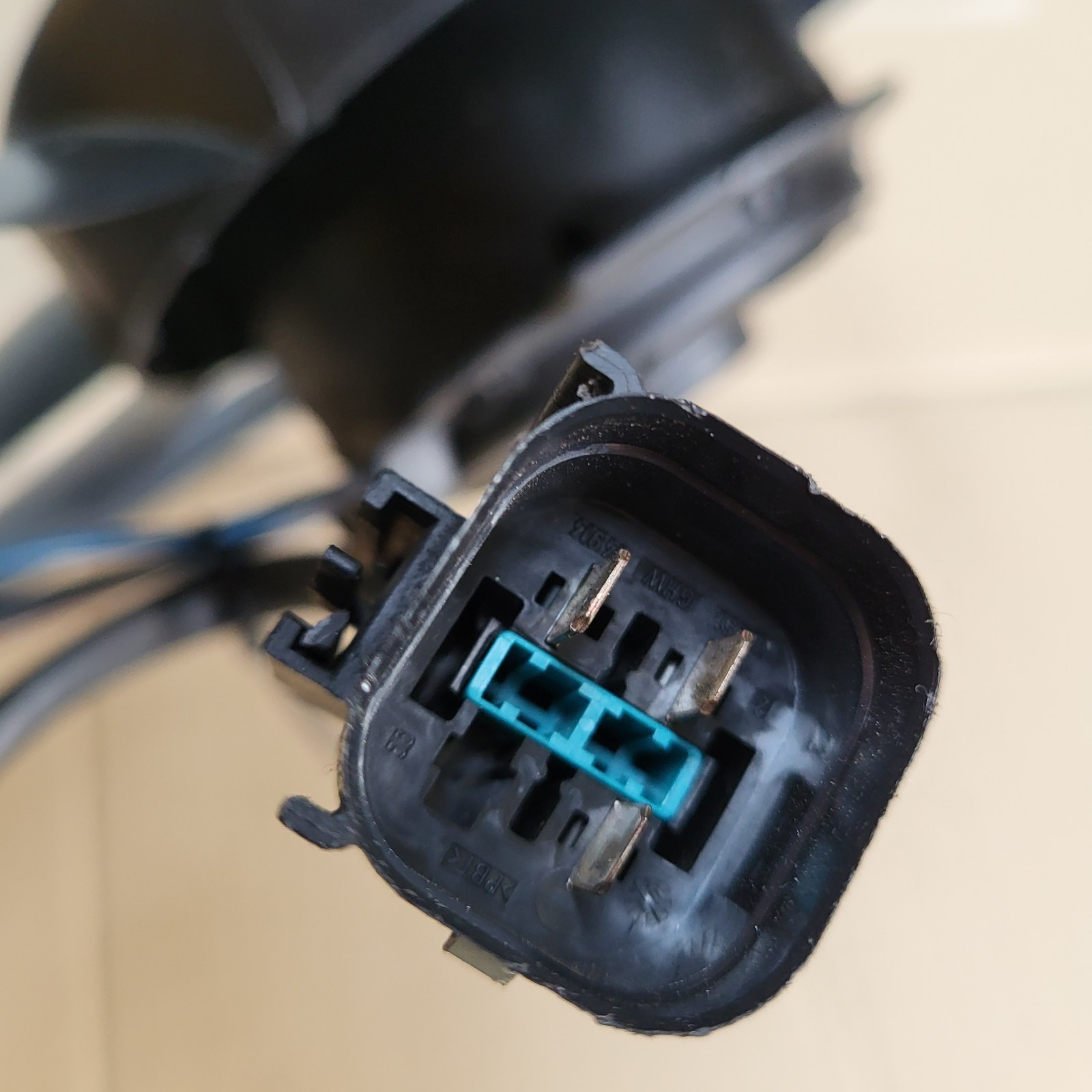 BMW E36 + Z3  Drucklüfter Klima Zusatz Lüfter Motor mit Flügelrad 6908339 – Bild 3