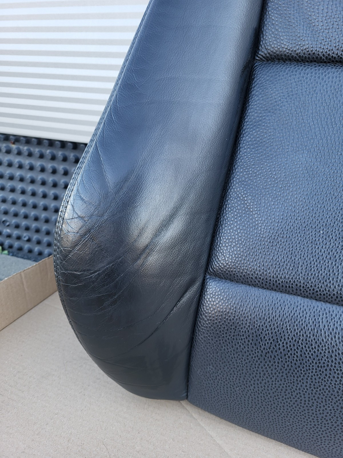 BMW Z3 Roadster Beifahrer Sitz Oberteil Lehne Leder schwarz Rückenlehne Point  – Bild 3