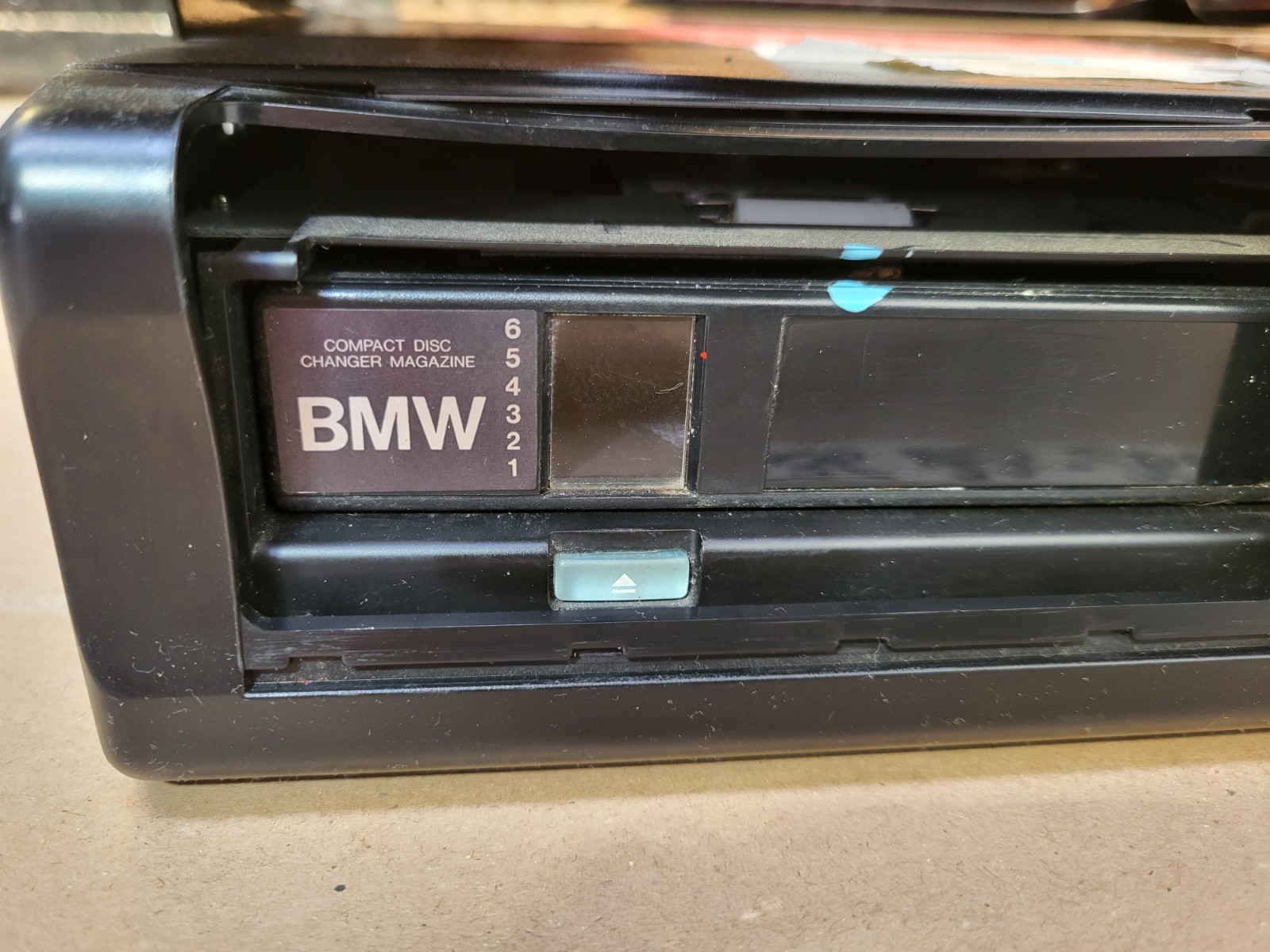 BMW Z3 Roadster Coupe CD Wechsler 8360284 + 6 Fach Magazin Changer DEFEKT – Bild 4