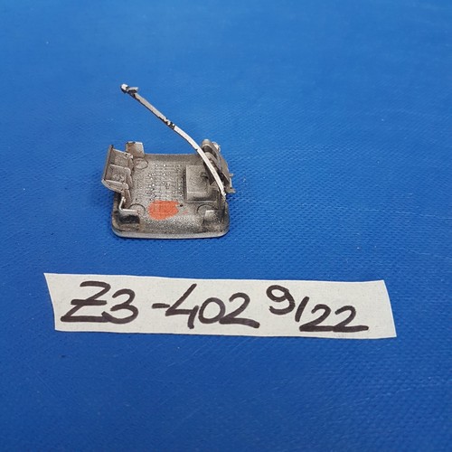 BMW Z3 Roadster Klappe für Stoßstange vorne Verkleidung Abschleppöse 8397402