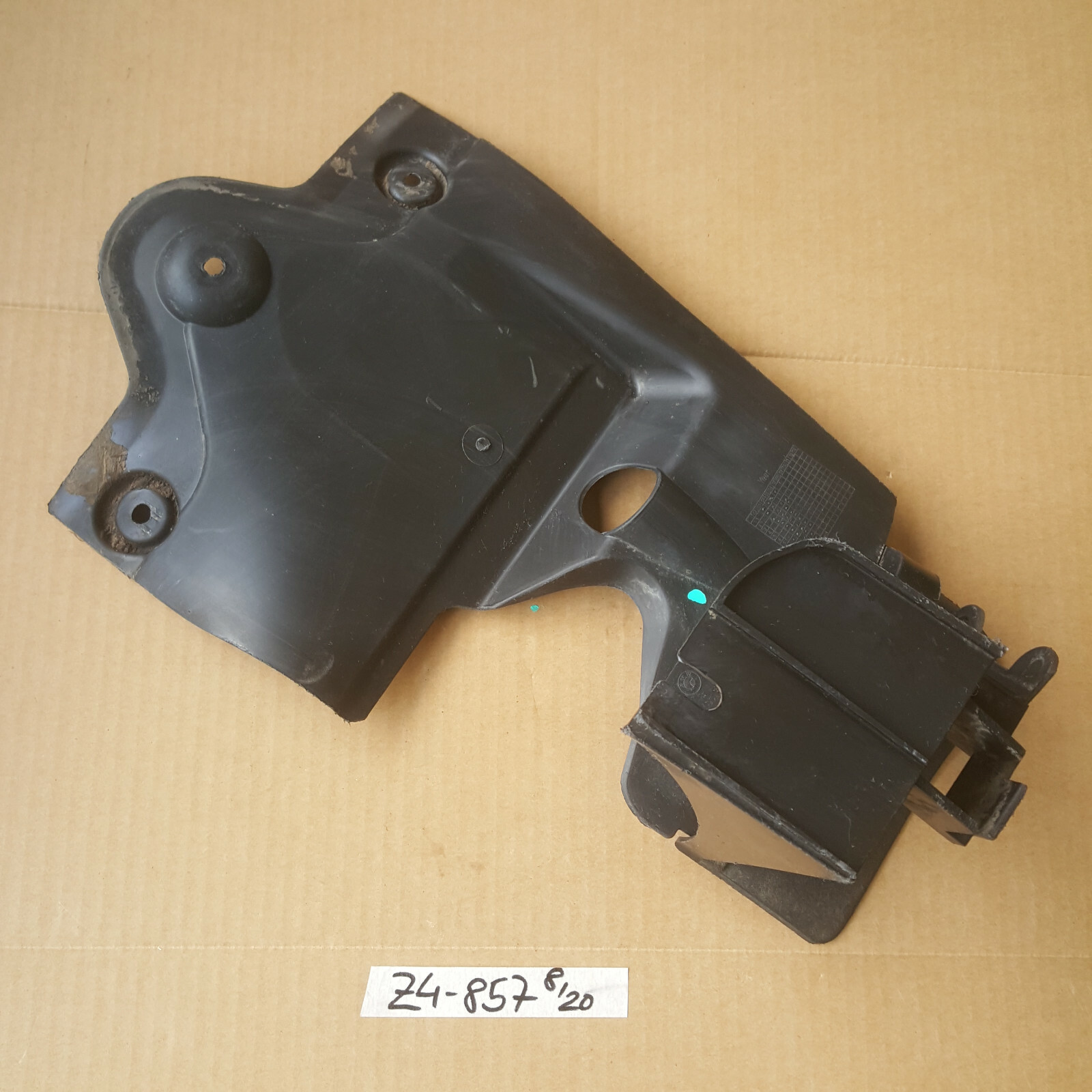 BMW Z4 E85 Unterfahrschutz Unterbodenschutz Radhausschale hinten links 7114857