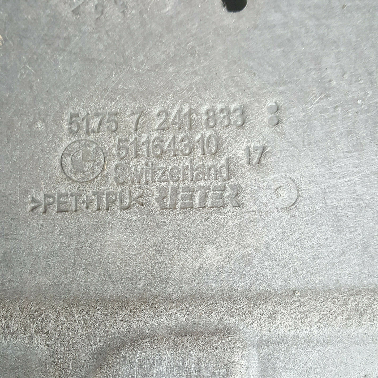 BMW F30 F31 F34 F35 F20 Unterbodenschutz Unterfahrschutz Links 7241833 ABHOLUNG – Bild 2