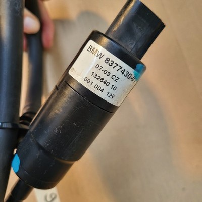 BMW Z4 E85 Wischwasser Leitung Hochdruck Schlauch SRA Xenon + Waschpumpe 8377430 – Bild 3