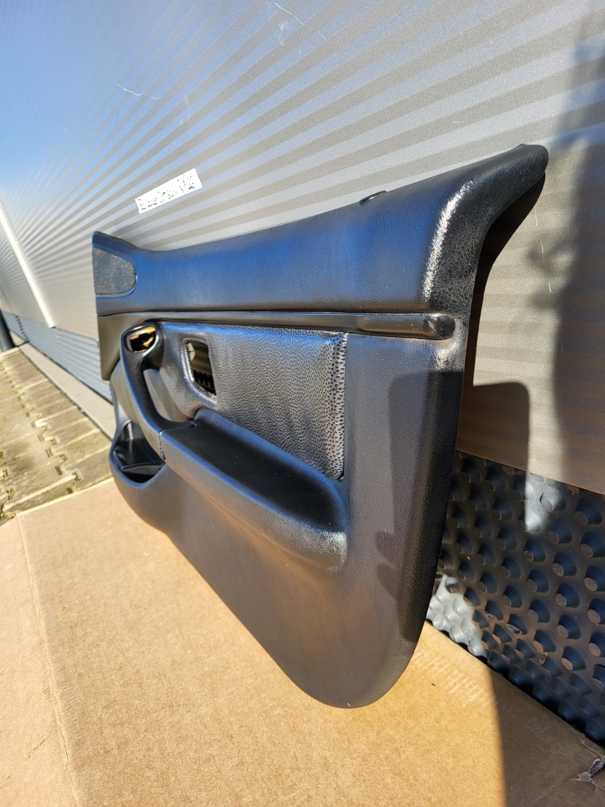 BMW Z3 Roadster  Tür Verkleidung Leder Dot Schwarz RECHTS + Tür Griff – Bild 5