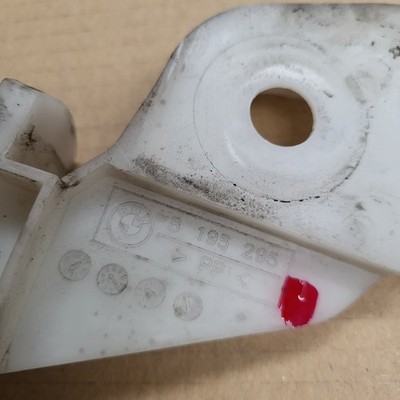 Original BMW E46 Cabrio Coupe Halter Stoßstange VORNE LINKS 8195295 – Bild 2