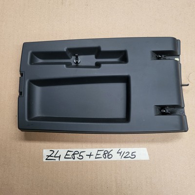 BMW Z4 E85 E86 Klappe Deckel Ablage  Mittelkonsole  HINTEN Schwarz Black 6978100 – Bild 2