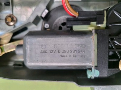 Original BMW E46 Cabrio  Verdeck Klappen Antrieb Motor + Seilzug 8227907 – Bild 7