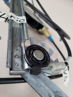 BMW E46 Cabrio Coupe Fensterheber Mechanismus Motor + Gestänge LINKS = Fahrer  – Bild 7