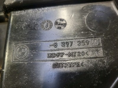 BMW Z3 Unterboden Abschluss  Stoßstange Luftführung Motor Abdeckung 8397359 – Bild 2