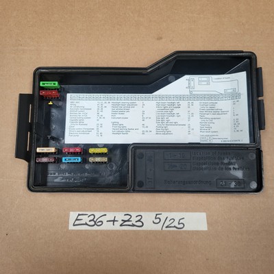 BMW E36 + Z3 Abdeckung Deckel Sicherungskasten 1387613 Sicherungskastendeckel – Bild 1