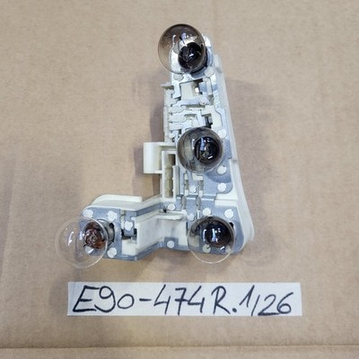 BMW E90 Rücklicht Platine Lampenträger Rückleuchte Heckleuchte RECHTS 6937474 – Bild 1