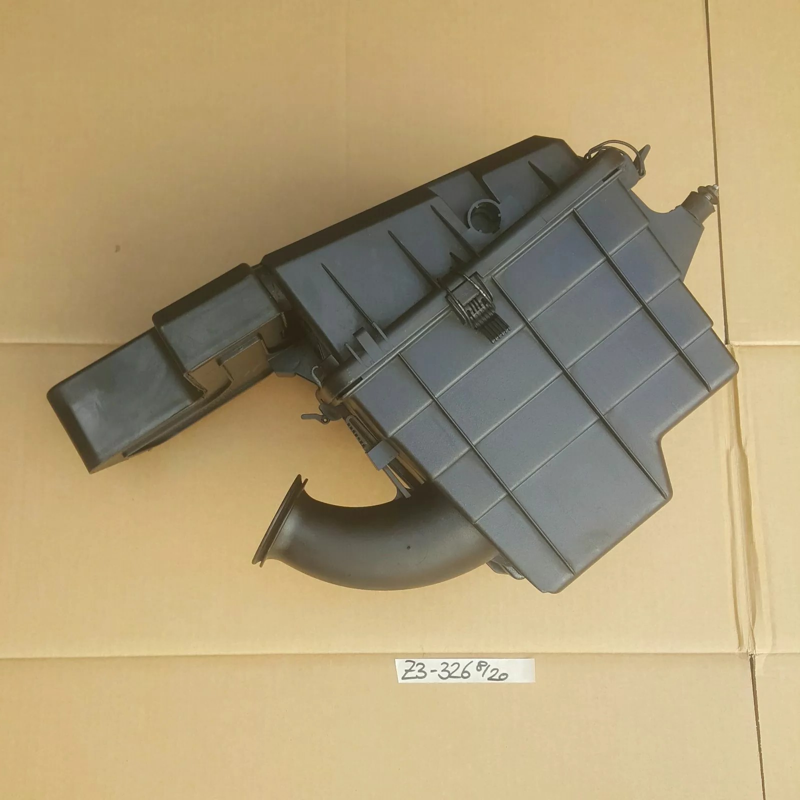 BMW E36 + Z3 Ansauggeräuschdämpfer  Resonator 1743326 Luftfilter Kasten 1743319