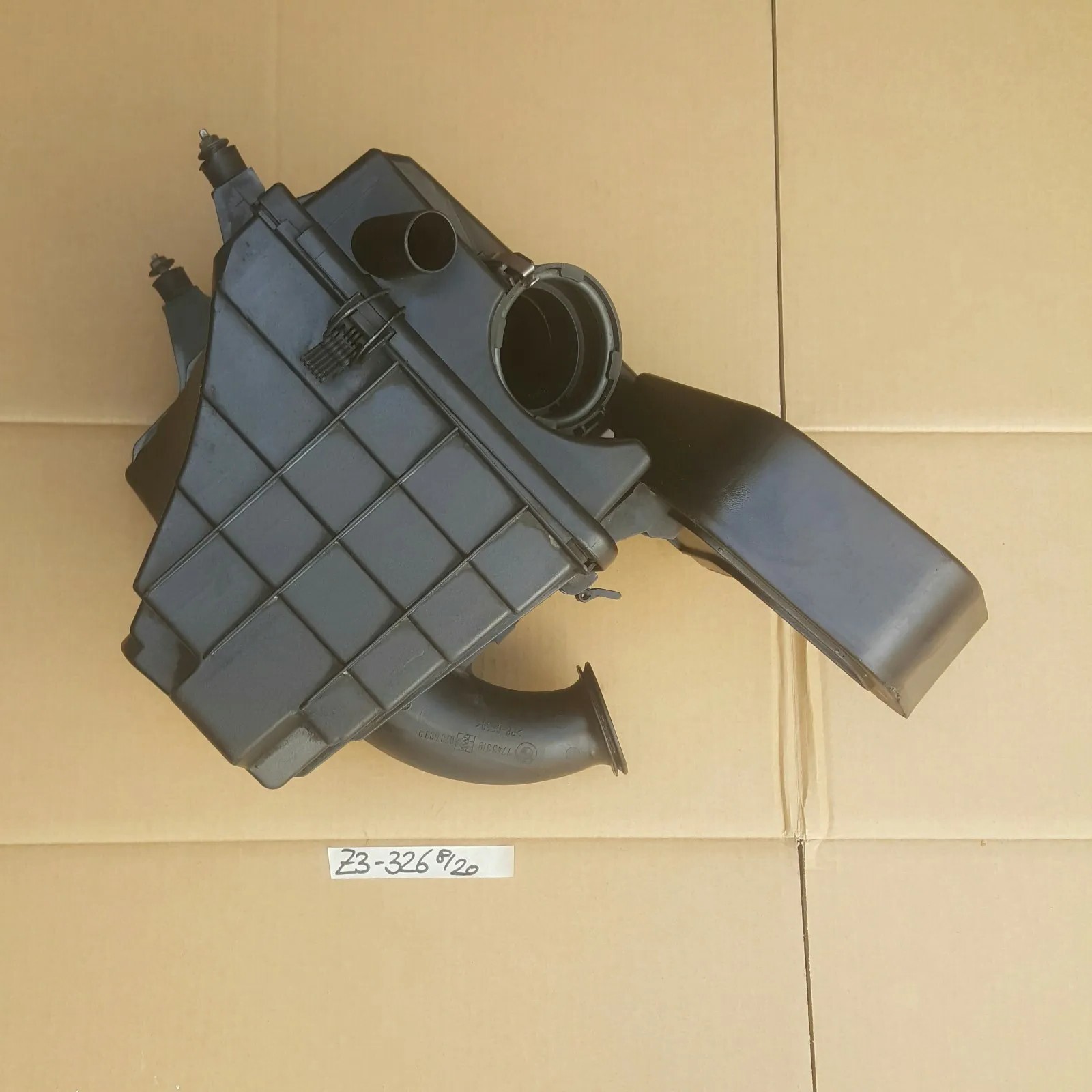 BMW E36 + Z3 Ansauggeräuschdämpfer  Resonator 1743326 Luftfilter Kasten 1743319