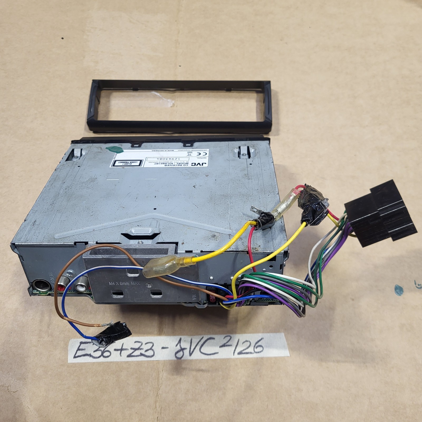 BMW E34 E36 E46 E39 Z3 Z4 CD Radio JVC Auto Tuner Bluetooth + Adapter Stecker – Bild 4