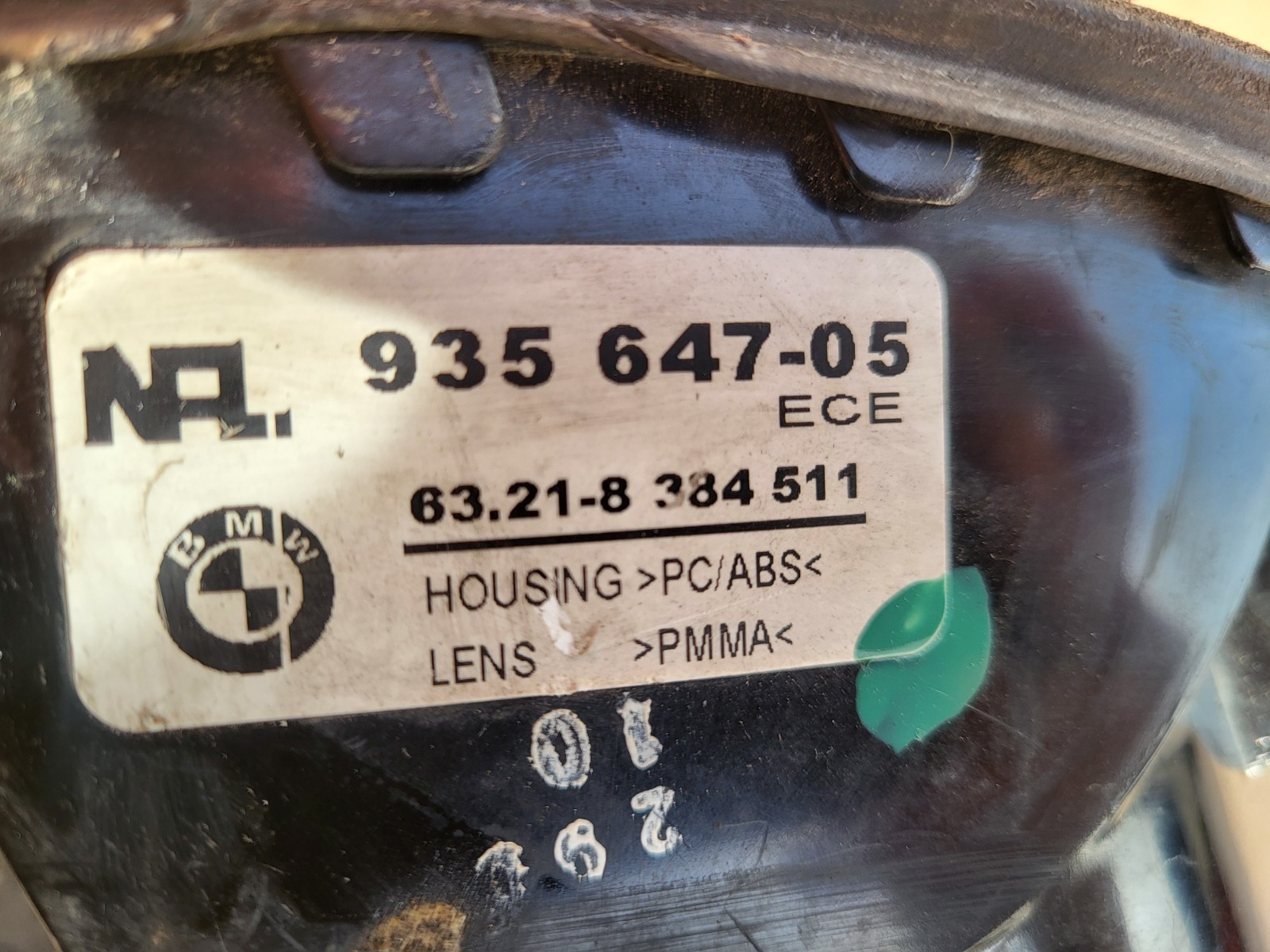 BMW Z3  Roadster Rückleuchte Rücklicht Bremslicht 8384511 LINKS rot weiss – Bild 3