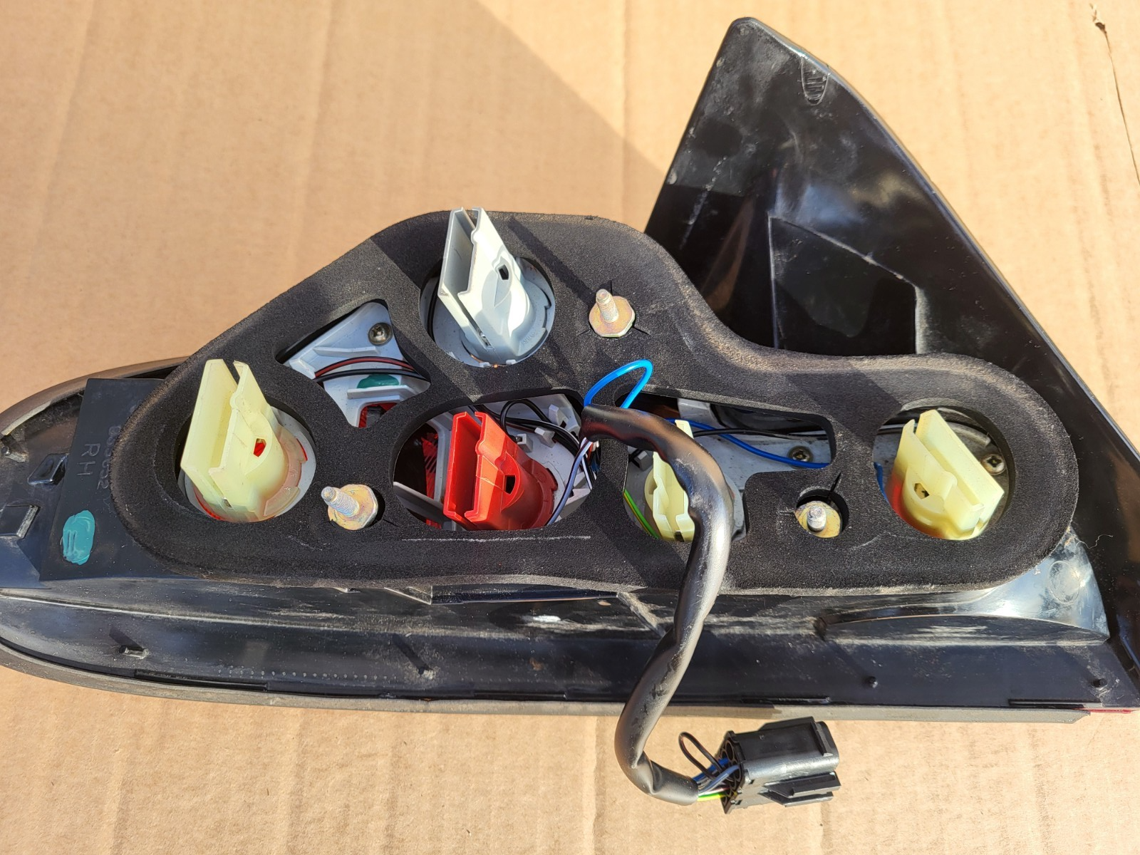 BMW Z3 Roadster Rückleuchte Rücklicht Bremslicht 8384512 RECHTS rot weiss – Bild 13