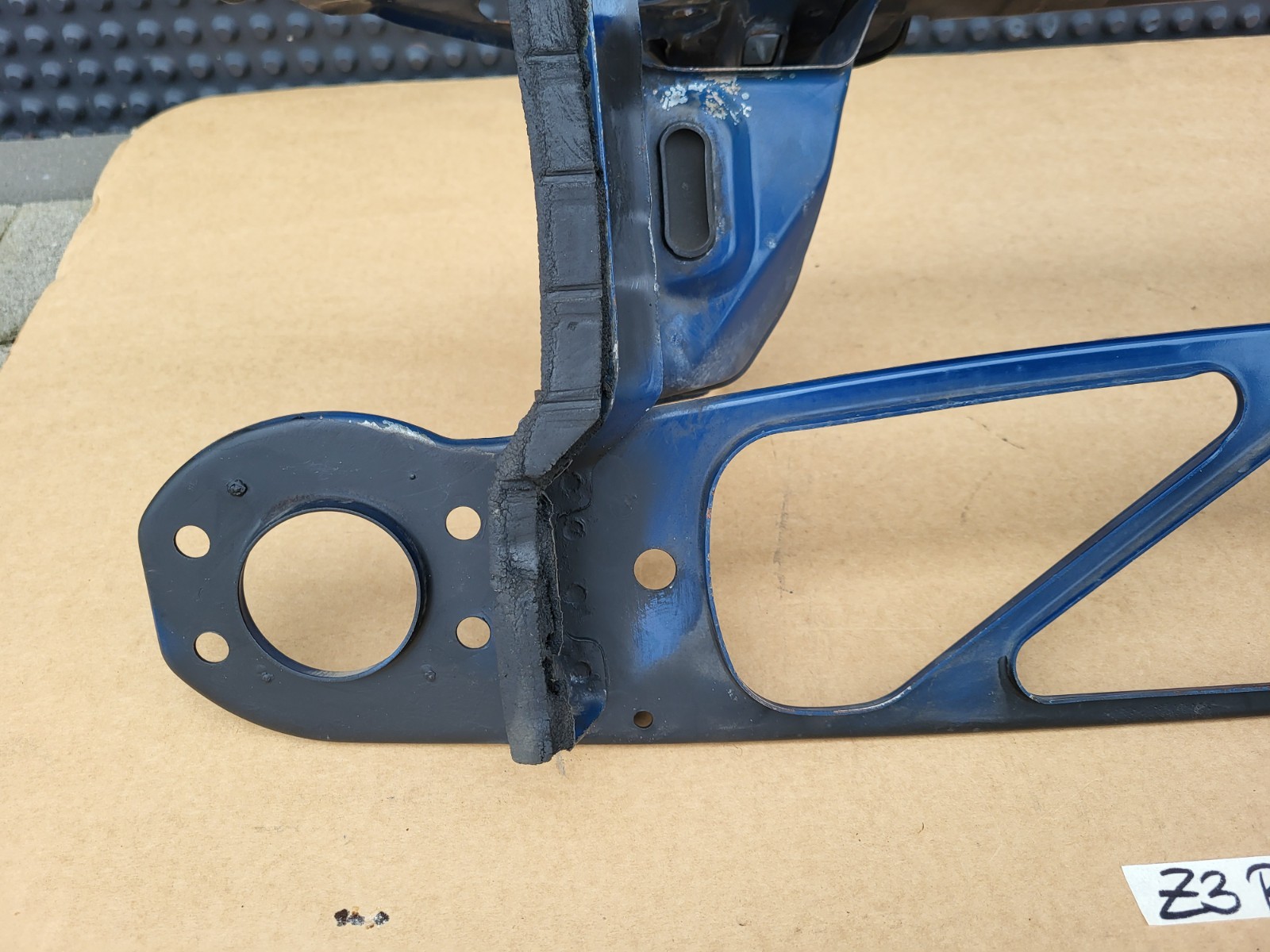 BMW Z3 Roadster + Coupe Schlossträger Frontblech blau  Frontmaske Vorderwand