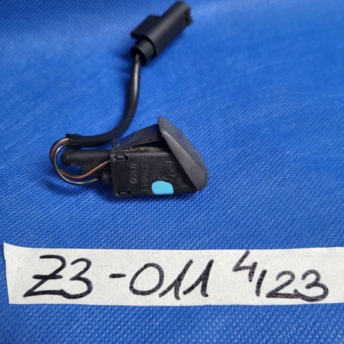 BMW E36 + Z3 Roadster + Coupe Spritzdüse heizbar 8376011 Wischwasser Düse