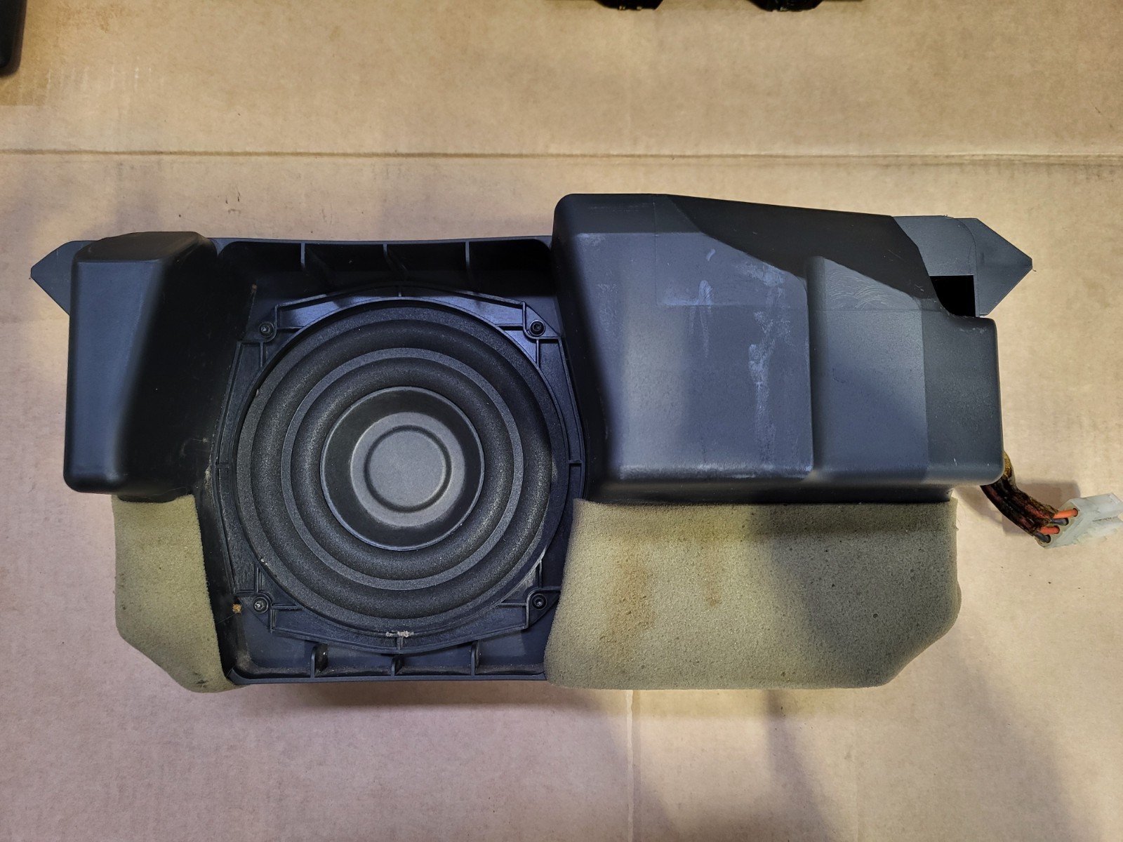 BMW Z3 Roadster Subwoofer Staufach Box Deckel Überrollbügel Set ABHOLUNG – Bild 9