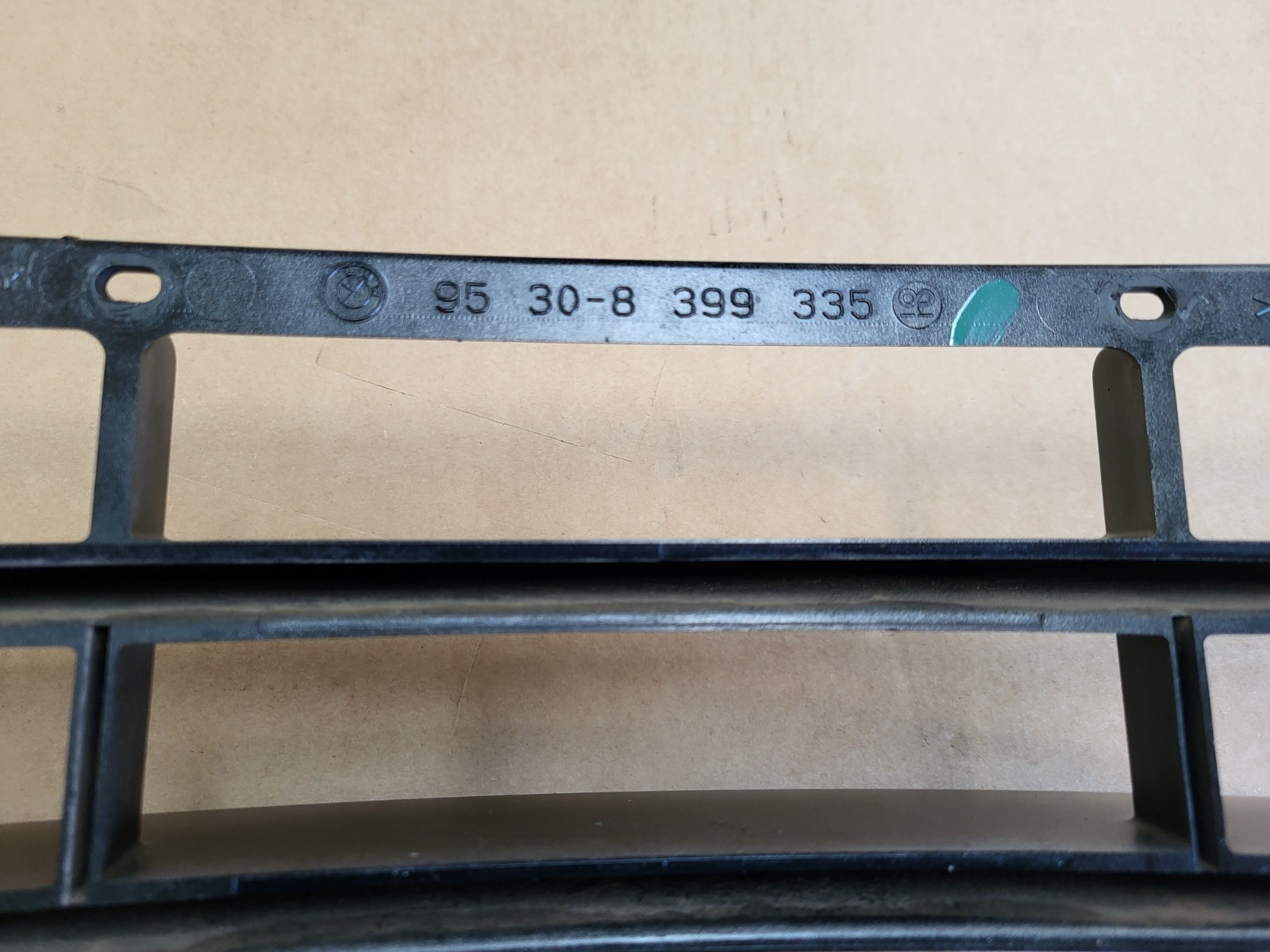 BMW Z3 Roadster Coupe Gitter Verkleidung Stoßstange 6 Zylinder VORNE 8399335 – Bild 3