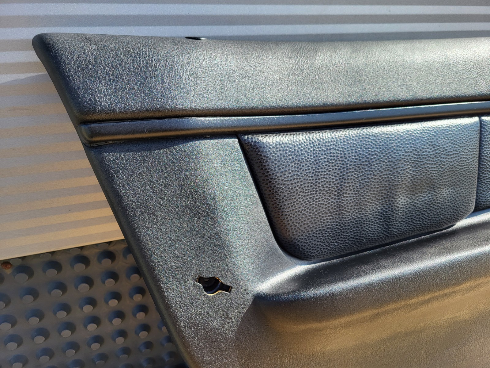 BMW Z3 Roadster Tür Verkleidung Leder Dot Schwarz + Griff LINKS Airbag-Klappe