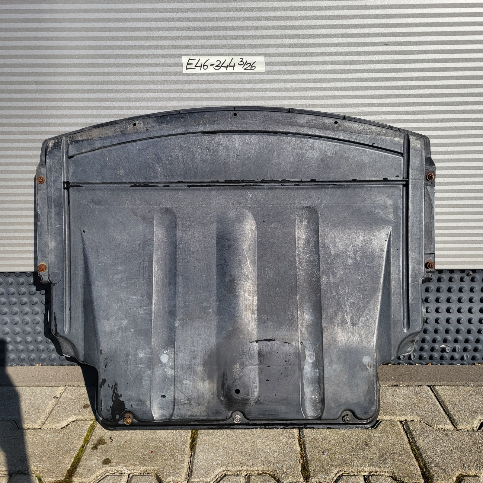 Abschirmung Motorraum 8268344 BMW E46 Motor Abdeckung Unterfahrschutz Verkleidun