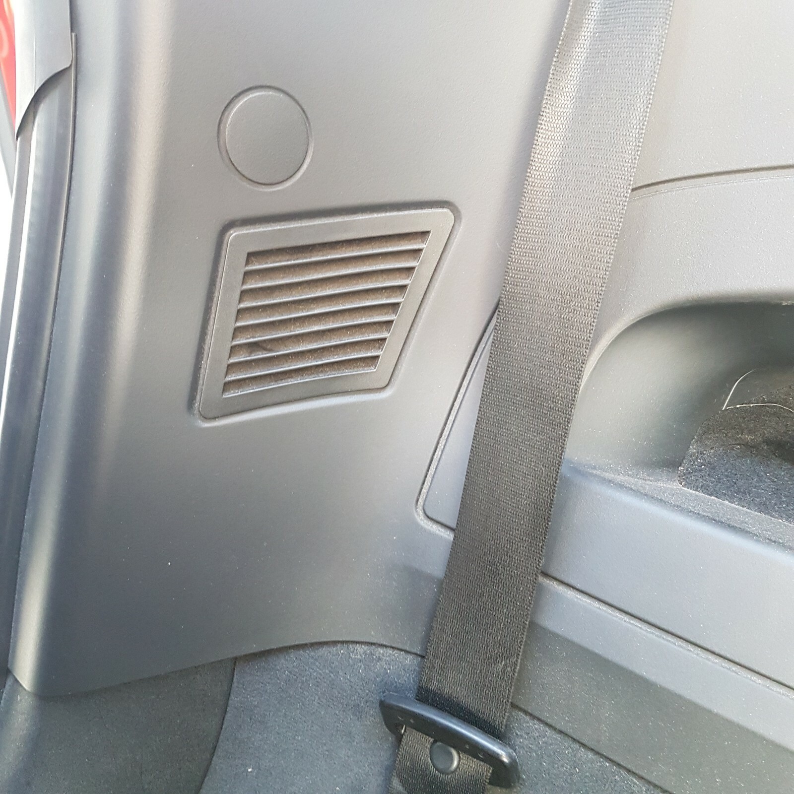 BMW Z4 E85 Verkleidung Gitter Abdeckung Blende hinten rechts 7036510 Schwarz 