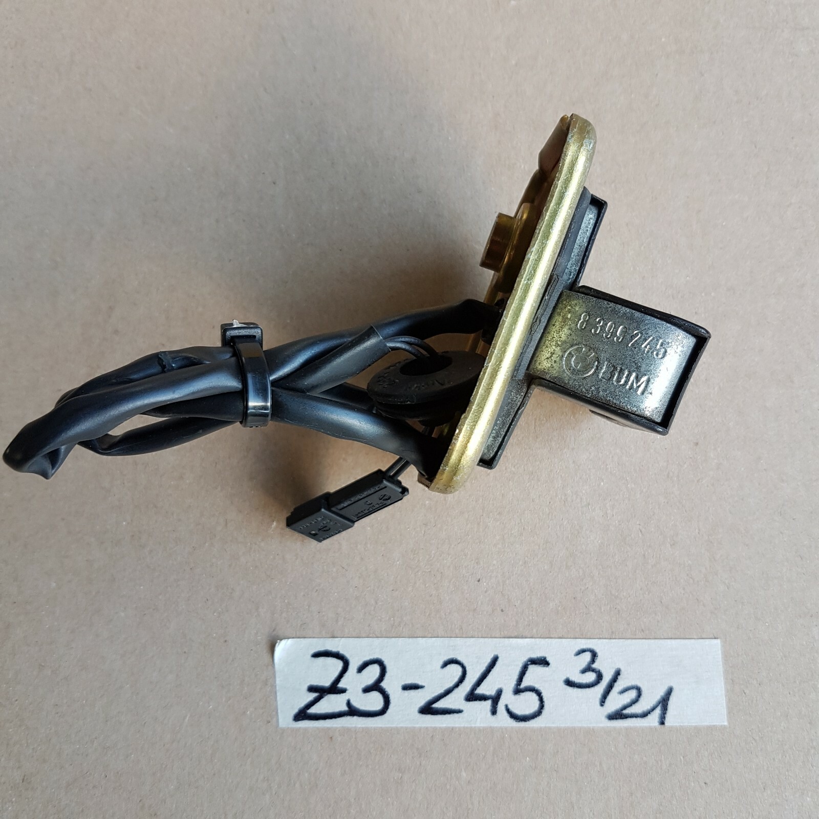 BMW Z3 Roadster Coupe Tür Schließ Keil Türschloss Verriegelung Sensor 8399245