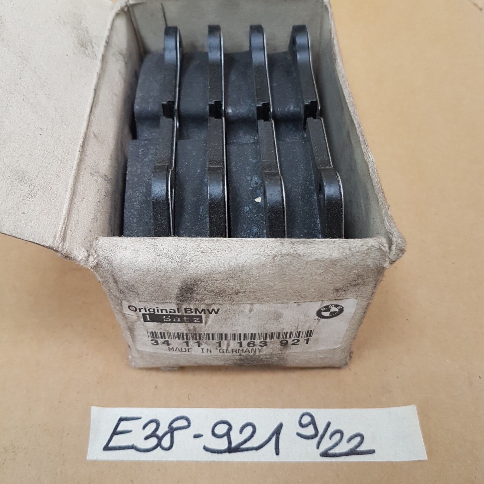 BMW 7er E38 Bremsbeläge 1163921 Satz Bremsbeläge vorne Brems Klötze asbestfrei