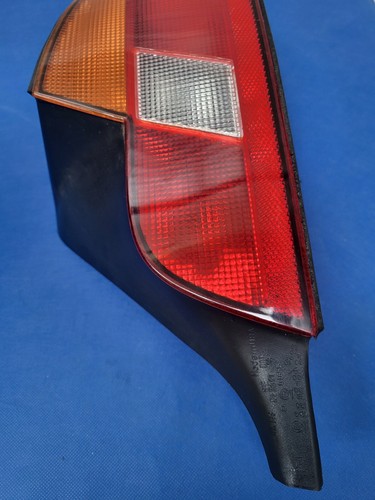 BMW Z3 Roadster Facelift Rückleuchte Rücklicht Bremslicht RECHTS 8379222