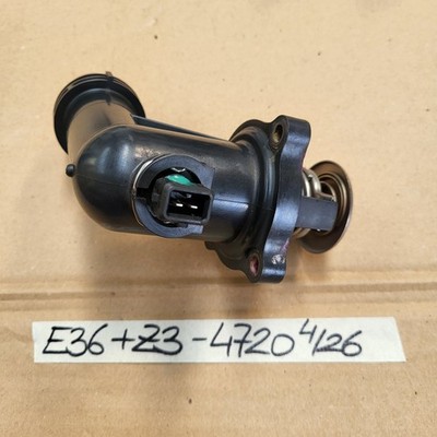 BMW  E36 + Z3 Anschlussstück Flansch Wasserpumpe Thermostat  Ventil  1721043