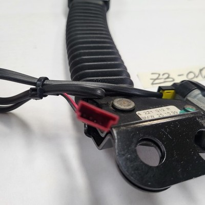 BMW Z3 Roadster Gurtstraffer Gurt Schloss Gurtstrammer  RECHTS Kabel Stecker rot