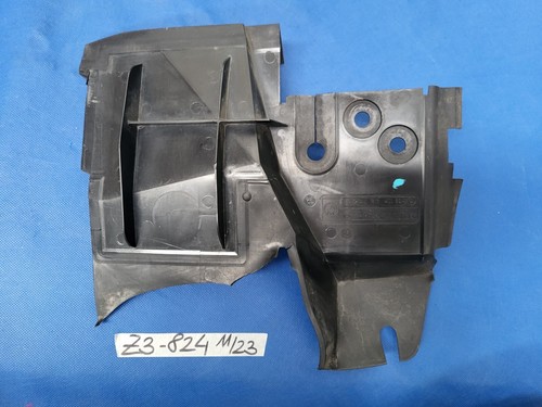 BMW Z3 Lufteinlass Stoßstange Luftführung vorne rechts 8401824 Luftkanal