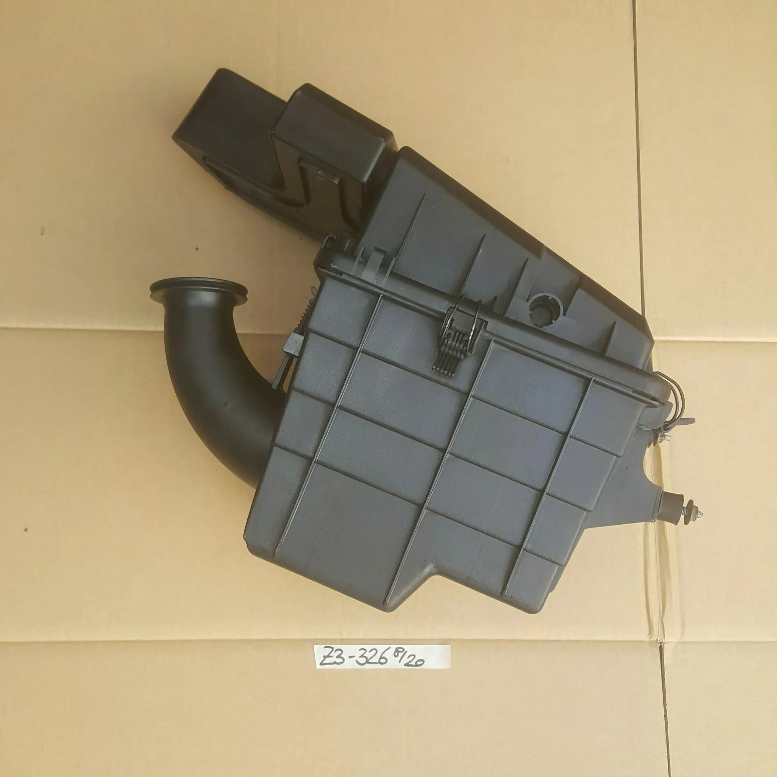 BMW E36 + Z3 Ansauggeräuschdämpfer  Resonator 1743326 Luftfilter Kasten 1743319