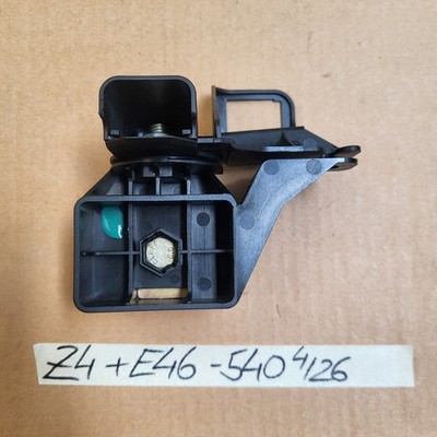 BMW E36 E46 E39 Z4 E85 X3 E83 Batterie Stützpunkt B  Plus Pol 8387540