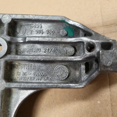 BMW Z4 E85 E46 E87 E90 E60 X1 X3  Lagerbock Klimakompressor Klima Halter 7505980