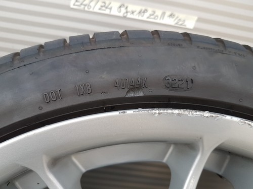 BMW E46 Z4 E85 Alufelge Kreuzspeiche M Felge 8 J x 18 Zoll + Pirelli Reifen