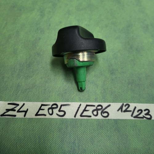 BMW Z4 E85  E86  E90  E91  E92  E93 Tank Verschluss Tankdeckel Drehverschluss